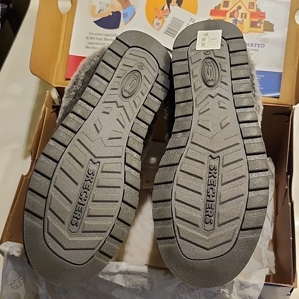 Skechers BOBS Keepsakes Ice Angel Charcoal Slippers Cable Knit Faux Fur 8.5 Wide - Picture 7 of 16